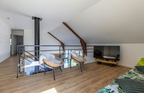 Family Farm At The Foot Of Auvergne Volcanoes - Foto 22