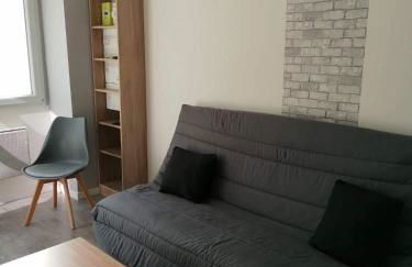 Charmant F2 - Photo 2