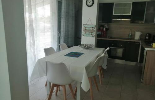 Appartement à 5mn de la plage en RdC - Photo 3