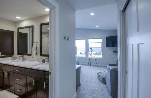 The Captains Lookout Sleeps 6, Hot Tub, Pet Friendly, Ocean View - Foto 6