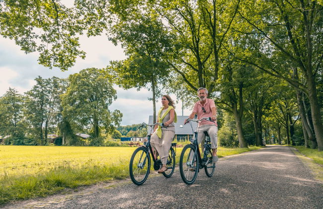 2 bedroom House in IJhorst with swimming pool and terrace - Photo 17