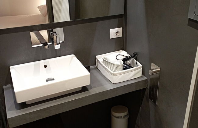 Mutina Suites - Photo 17