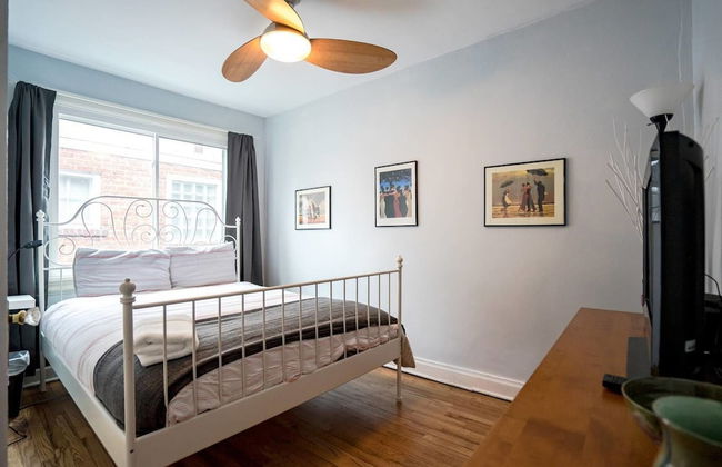 The City Park Cottage With Home Theater - Photo 3