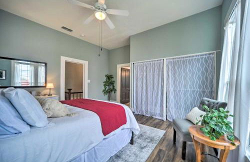 Spacious Abode, Walk to Texas Heroes Square! - Foto 17