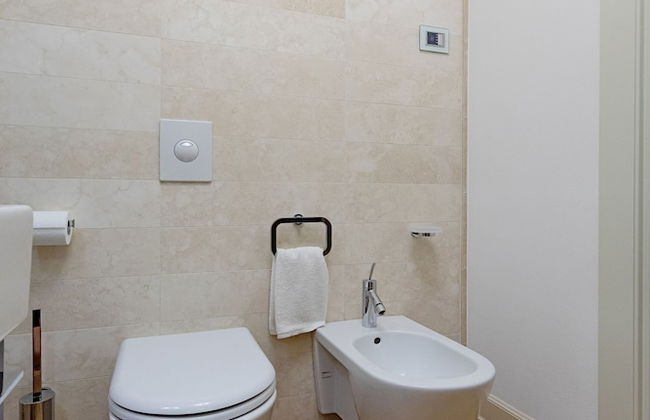 Luxury Lakefront Catullo A1 by Wonderful Italy - Photo 47