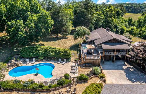 Spacious Serene Cabin Sleep 14 Pool Hot Tub Games - Foto 4