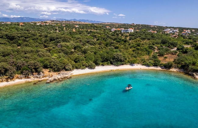 Villa Akulica With Heated Outdoor Pool and Seaview - Photo 44