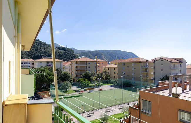 JOIVY Family Flat W/Terrace & Parking Near Beach - Foto 1