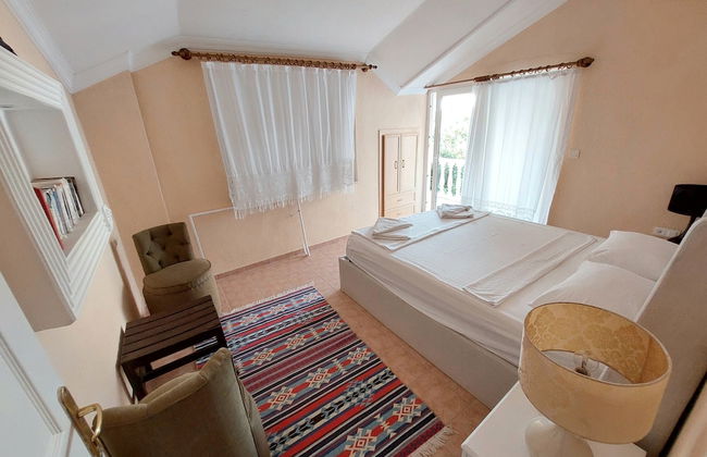 Dalyan Palace - Photo 13