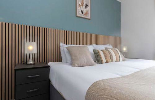 DiscountsContractorsWIFIFree ParkingSmart TV - Foto 3