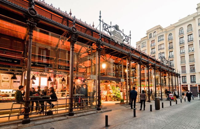 Cozy Urban Apt. Historic District - Sol - Photo 35