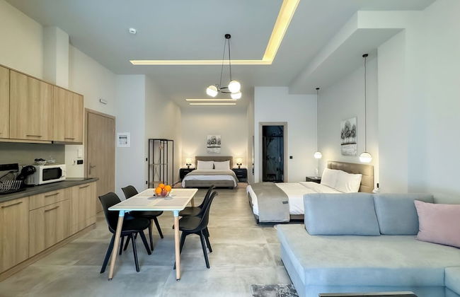 Tsikaris Boutique Guesthouse - Photo 29