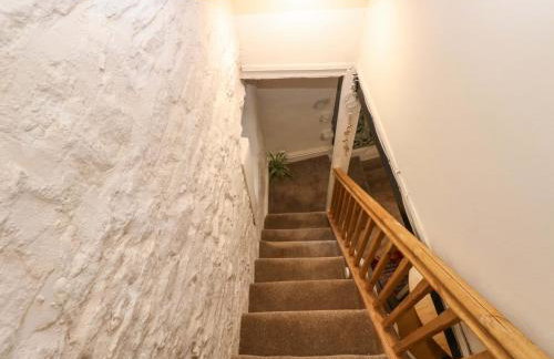 Eastend Cottage - Photo 34