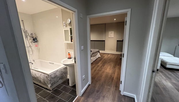 Beautiful 1-bed Apartment in Liverpool - Foto 2, Habitación