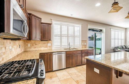 Family Fun! Gorgeous North Idaho Home w/Tesla Charge : Prairie Inn - Photo 8