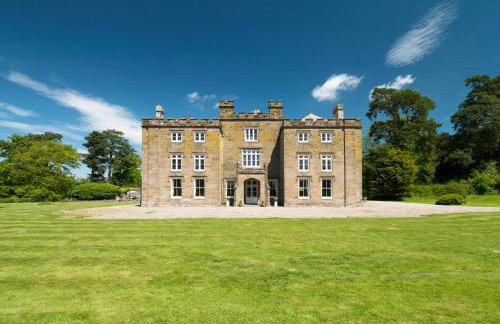 Newcourt Manor - Foto 1