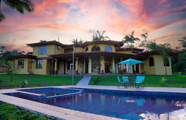 Mansion Arenal - Photo 34