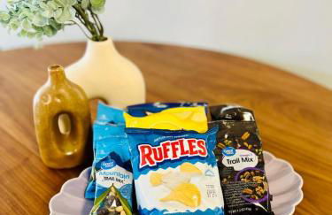 Balcony 2BR Apartment with Free Parking near Freedom Park & Brickell - Foto 23