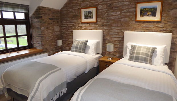 Hilltops Brecon Holiday Cottages - Foto 2, Quarto