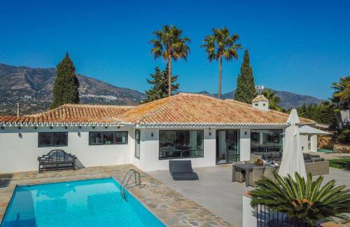 Amazing villa with panoramic views - Photo 34