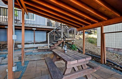 Lakefront, Private dock, ensuite-unit, King bed, Free EV charger, Boat Friendly - Foto 23