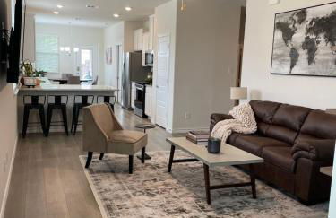 Home Away From Home While Away From Home II - Foto 2