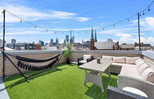 Brand New Dbl Unit Roofdeck Outdoor Patio - Foto 1