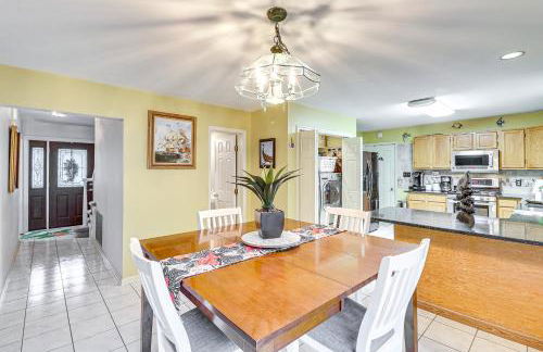 Spacious Trappe Getaway with Outdoor Pool and Gazebo! - Foto 7