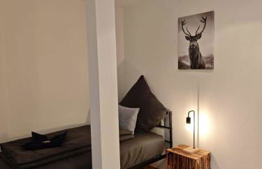 Ferienhaus Wintergarten für 8 Gäste und 2 Hunde in der Eifel mit toller Aussicht, Kamin und Garten - Foto 28