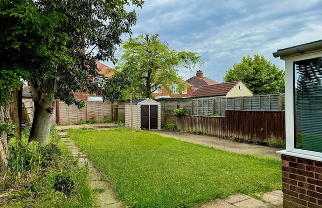 Lenhurst House - Photo 44