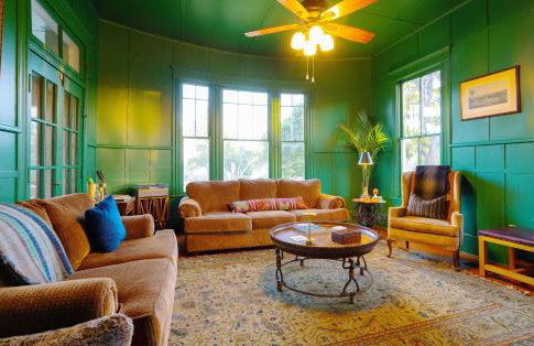 1906 Haus Stay for 13 with Access to Pool Hot Tub - Foto 14