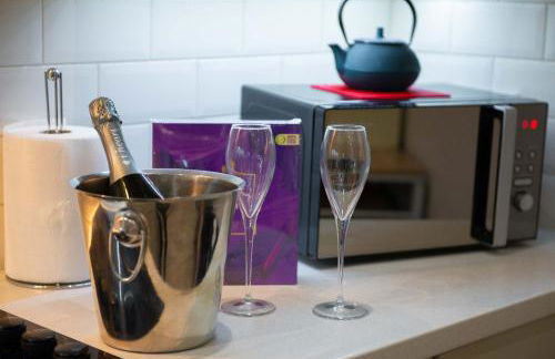 Spacious Townhouse on Quiet Street-Wi-Fi, Desk - Foto 23