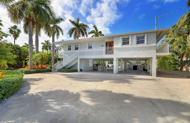 Waterfront Luxury Home With Pool And Boat Dock 3 Bedroom Home by RedAwning - Foto 43