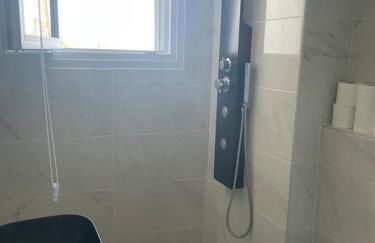 Seafront Apartment - Photo 7