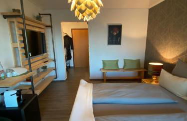 Gemütliches Doppelzimmer mit Balkon und Saunaoption Nordschwarzwald - Foto 7