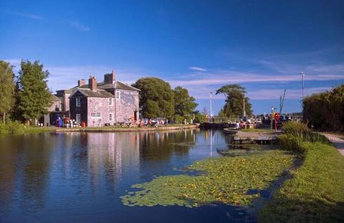 Charming Kenton Cottage - Foto 54