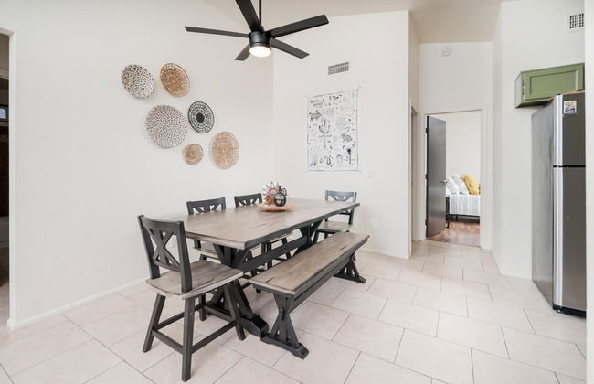 Peoria Oasis on Golf Course Pool Putting Green - Foto 13