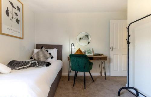 Modern & comfy 4 bedrooms Corby house free parking - Foto 13