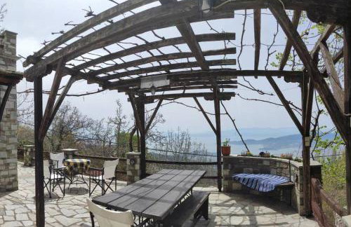 Άνετος χώρος με parking, αυλή και θαυμάσια θέα - Foto 17