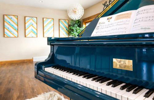 Great Falls Luxe Haven 4BR Gym Office and Hot Tub - Foto 8