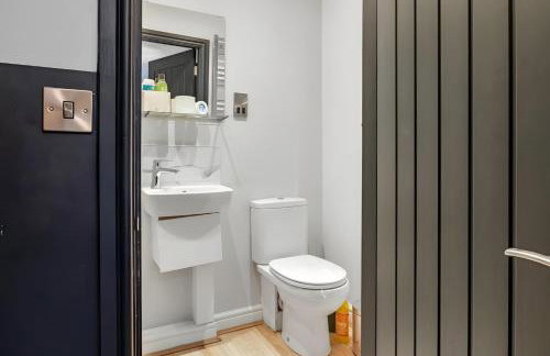 Central Wigan Large House - Ideal for Contractors & Families - Foto 19