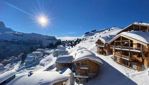 Vue panoramique sur les montagnes plein Sud - T2 Skis aux pieds, Piscine & Spa - Photo 5