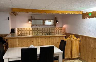 Apartment with kitchen, double bed, TV, S-Bahn 5 min - Foto 6