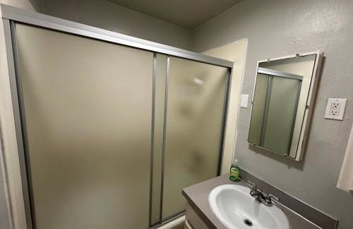 Charming 1930s Style Rustic Home - Photo 11