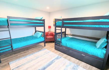 Lakefront, Private Beach, Garage Bar, Near WI Dells, King Beds, Sleeps 16, Near Ski Hills - Foto 52