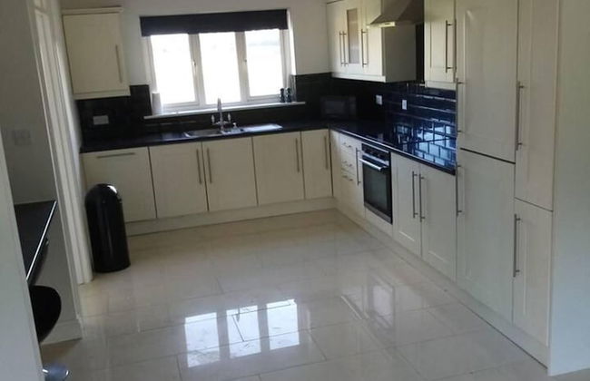 Entire House, Self Catering in Castlerea Ireland - Photo 5