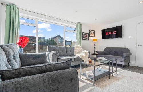 3 Bedroom Bungalow, Van & Car Parking, WIFI, Sleeps 6 - Foto 1