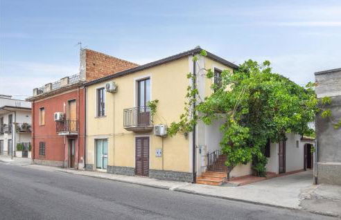 1 Bedroom Amazing Apartment In Locri - Foto 1