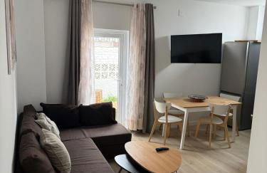 Independent Apartment At Villa Noelia Benalmádena With Private Pool, Garden & Parking - Foto 1