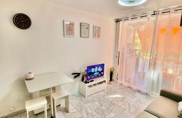 Charmant studio à 2 pas de la mer et du train - Foto 1